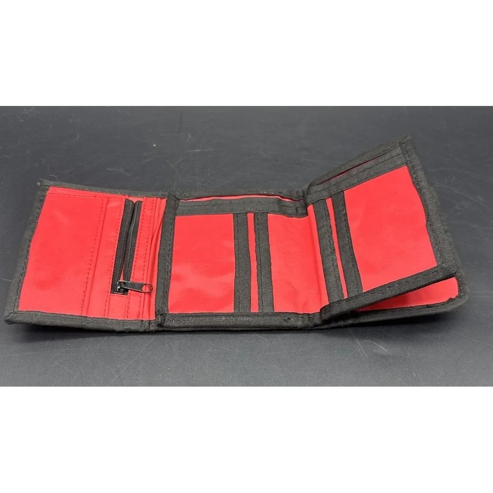 FC Bayern Munich Trifold Nylon Wallet Red Black Snap Closure Soccer Germany